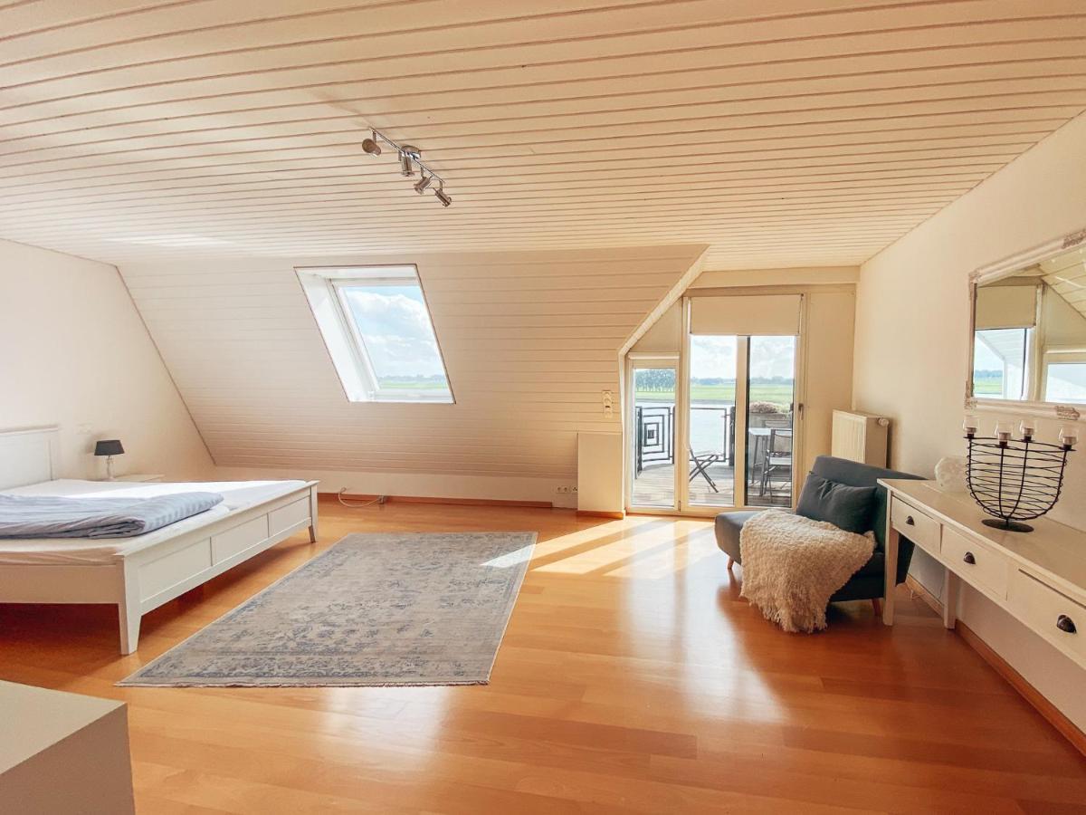 Rheinloft 3 - Grosse Giebelwohnung Mit Dachterrassen An Der Rheinpromenade Emmerich Exterior foto